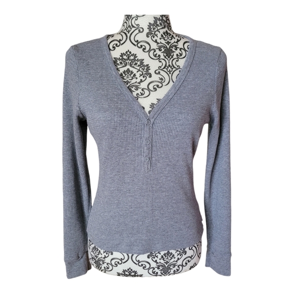 Aritzia TNA waffle knit Henley long sleeve shirt size large - Picture 1 of 12